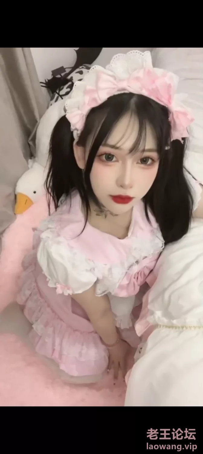 [自拍]
[转载搬运] 抖音风，露脸小视频 [26+227][百度盘]