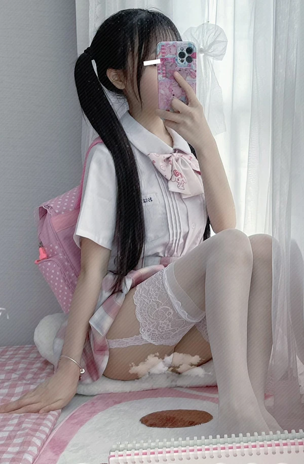 双马尾粉嫩福利姬@MDD征服者&格 尺度私拍合集