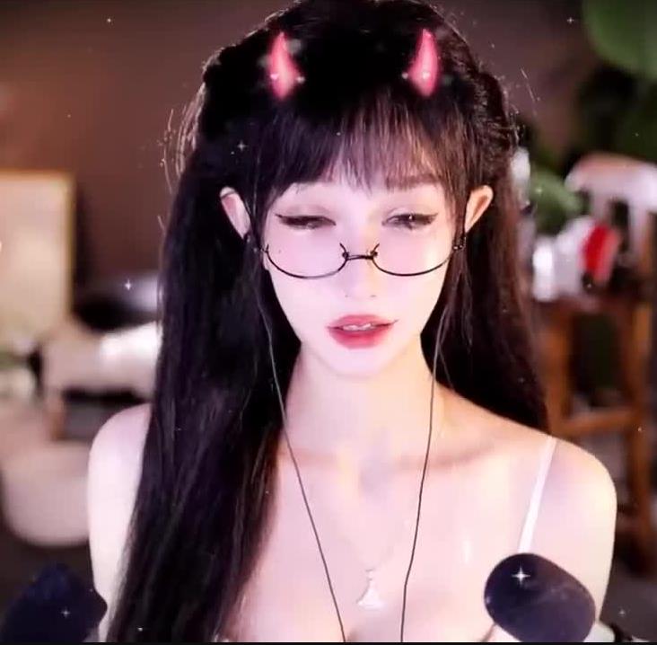 0504162712.jpg ASMR 张老师的沉浸式耳疗照顾504张爱玲Aily