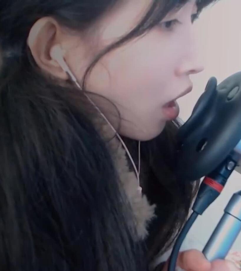 芝麻对辣 侧颜双人舔耳 贴耳吸溜吸溜