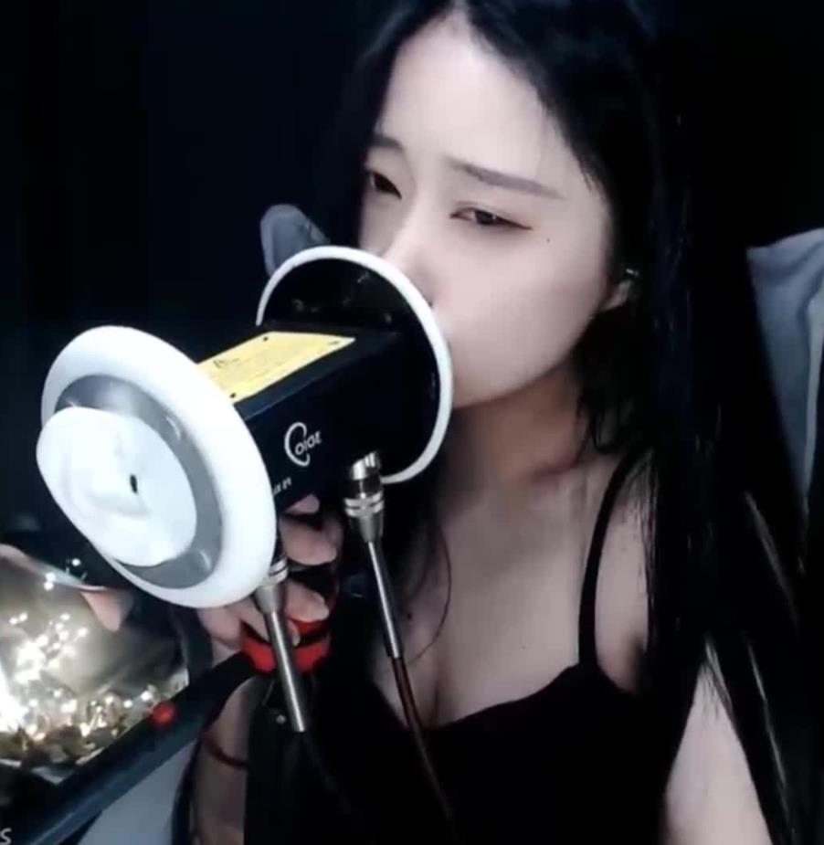 0402150618.jpg MY 雪寒 口腔音as-mr福利视频403